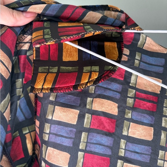 Vintage Stunt size M, 100% silk Multicolor Checkered Blouse with Shoulder Pads - Picture 4 of 6